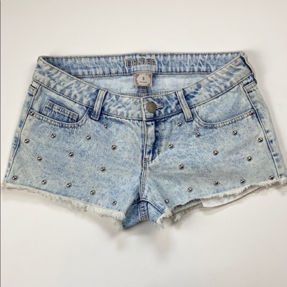 💕Decree denim marble acid wash studded cut off’s